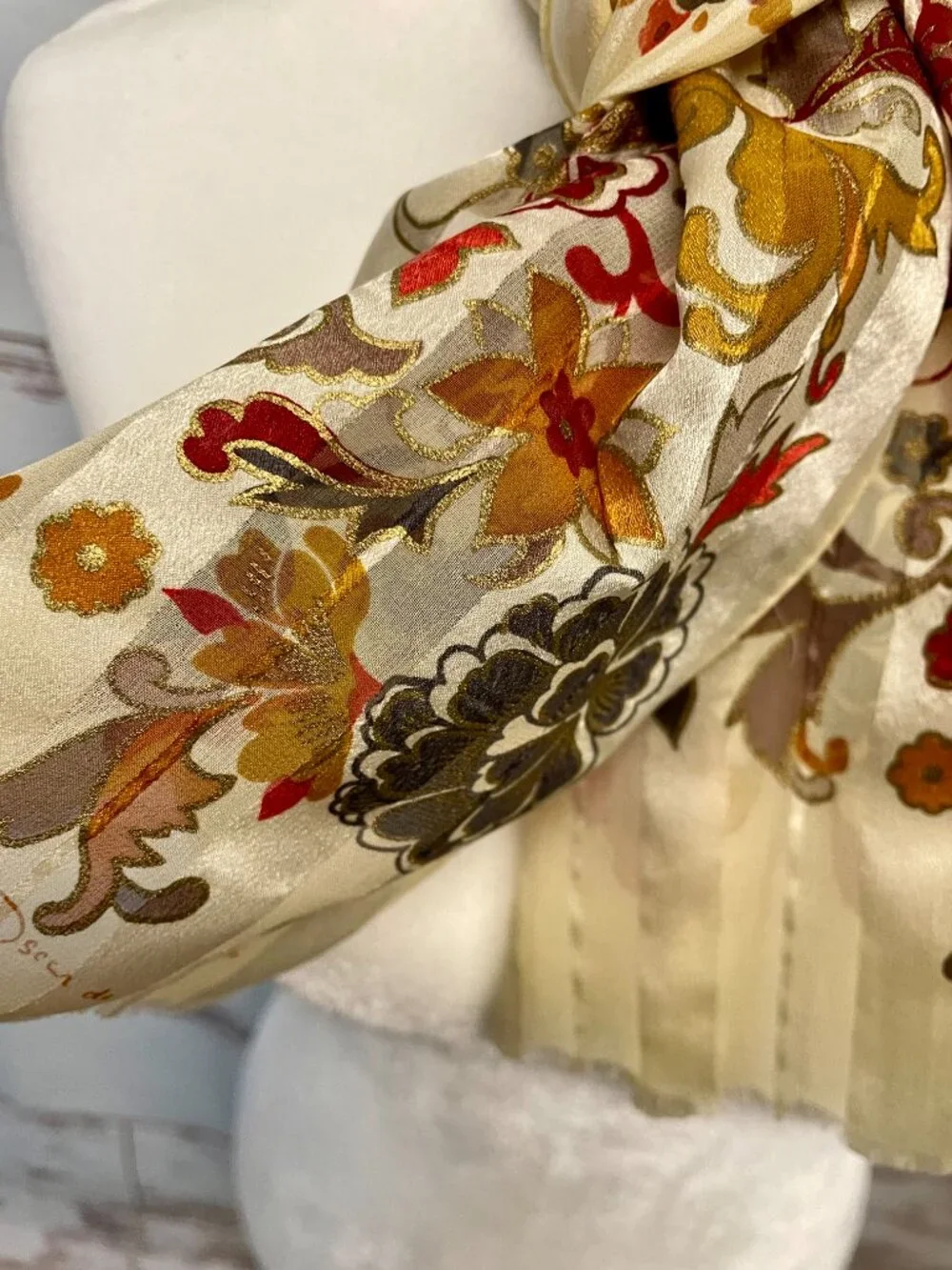 Oscar De La Renta vintage silk scarf